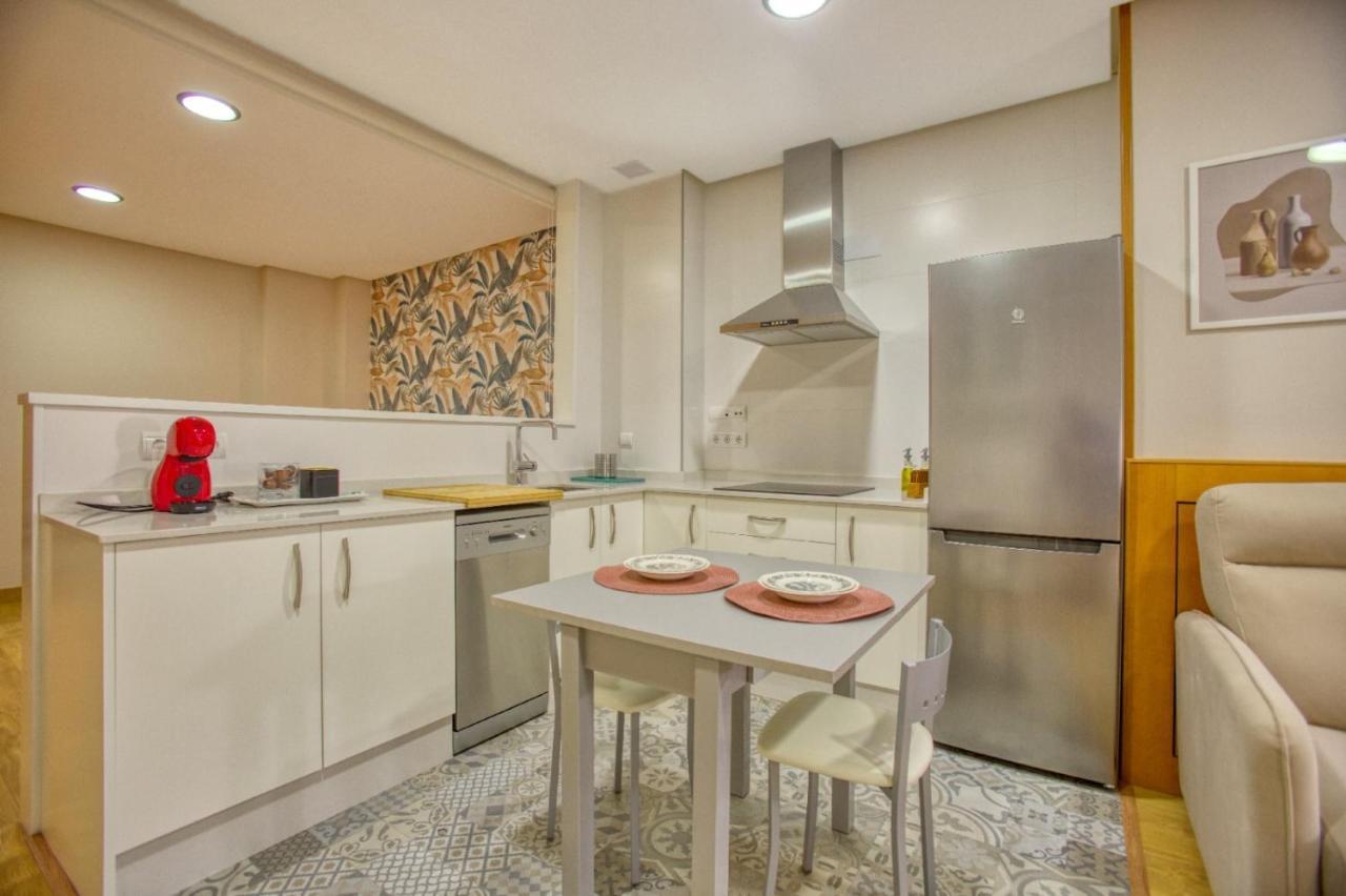El Loft De Berta Apartment โอเบียโด ภายนอก รูปภาพ