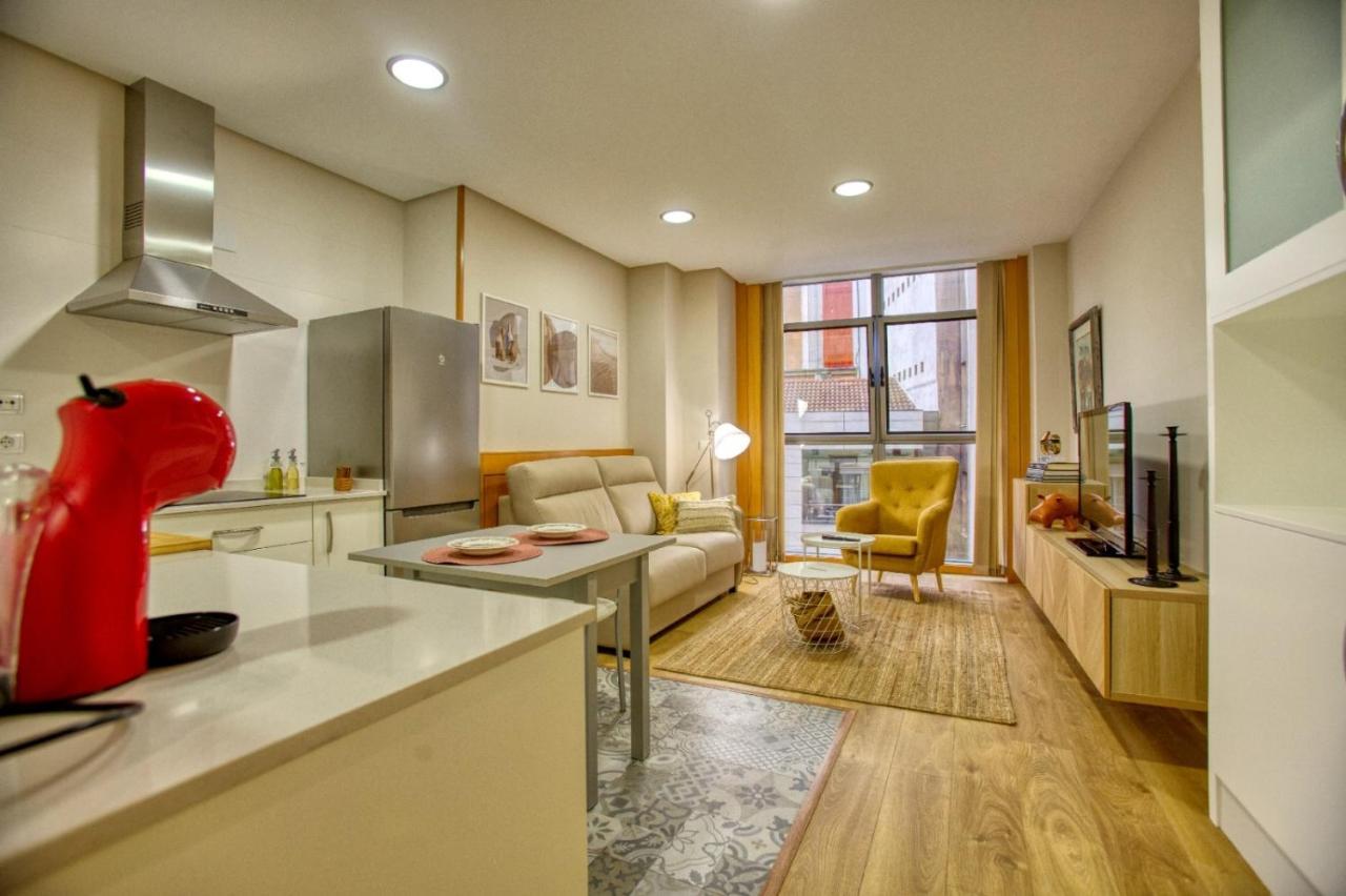 El Loft De Berta Apartment โอเบียโด ภายนอก รูปภาพ