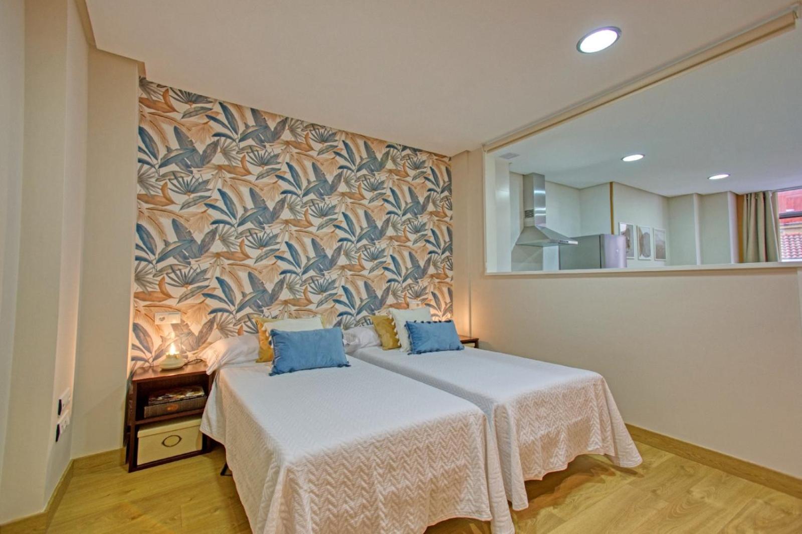 El Loft De Berta Apartment โอเบียโด ภายนอก รูปภาพ